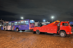 Guincho para ônibus